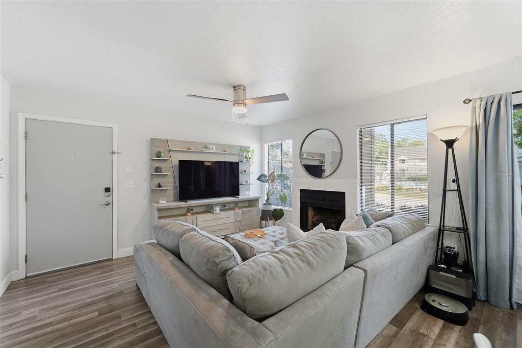 537 Sun Ridge Place, Unit 107 Altamonte Springs, FL 32714 - Photo 4 of 26