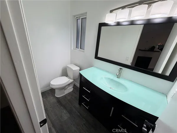 $3,250 | 18333 Hatteras Street, Unit 62, Tarzana, CA 91356