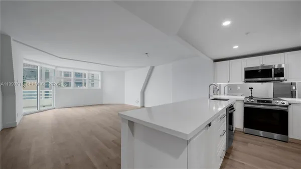 $5,053 | 555 Northeast 34th Street, Unit 603, Miami, FL 33137
