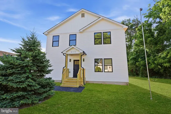 $3,700 | 315 Westminster Avenue, Bristol, PA 19007