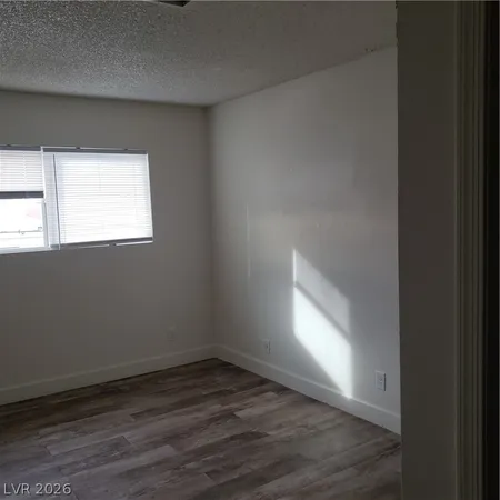 $1,045 | 5126 Golden, Unit A, Las Vegas, NV 89119