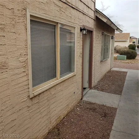 $1,045 | 5126 Golden, Unit A, Las Vegas, NV 89119