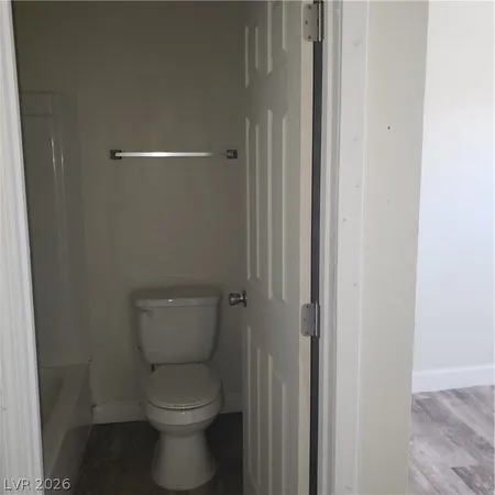 $1,045 | 5126 Golden, Unit A, Las Vegas, NV 89119