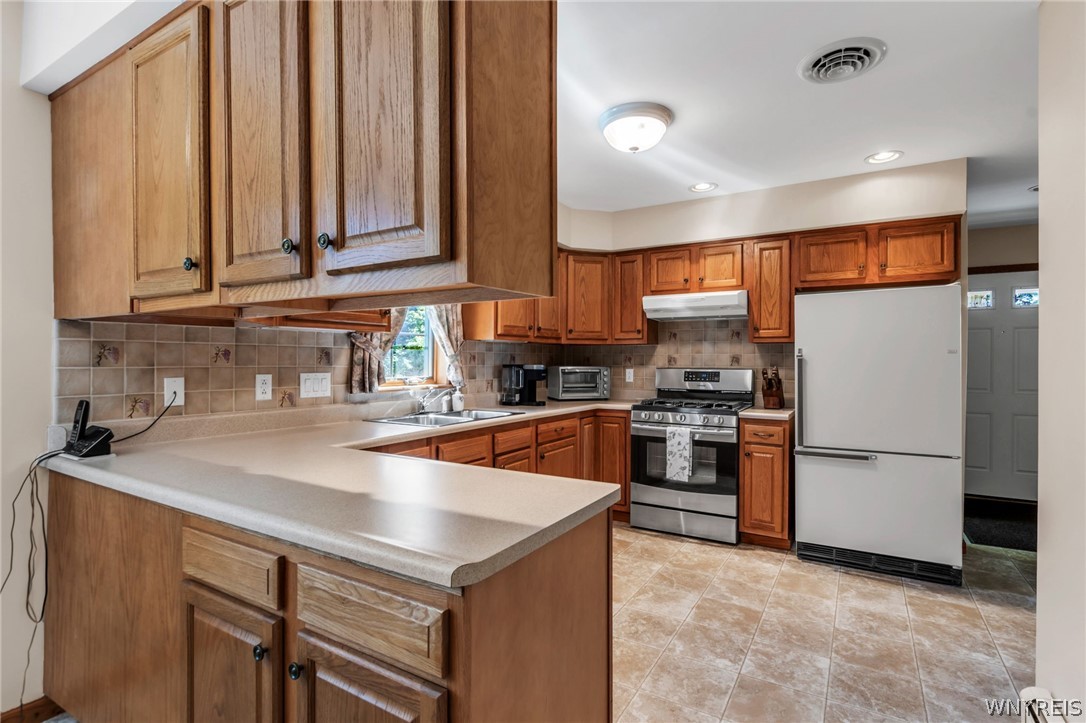 53 William Kidder Road Lancaster, NY 14086 - Photo 17 of 47