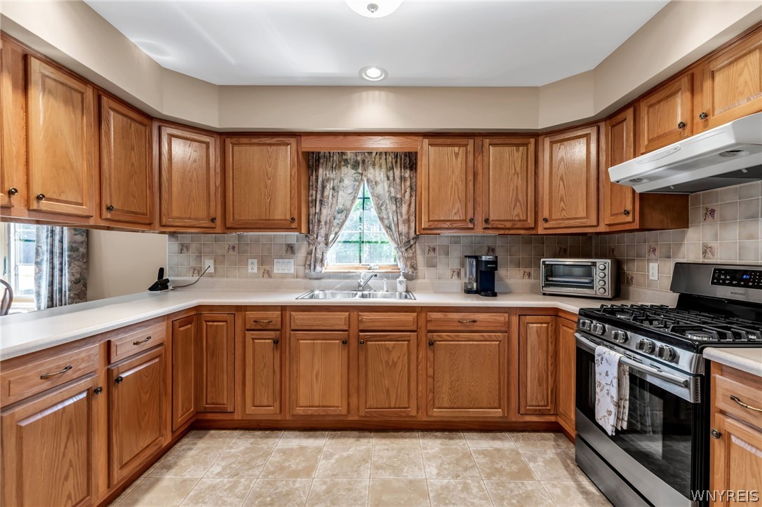 53 William Kidder Road Lancaster, NY 14086 - Photo 18 of 47