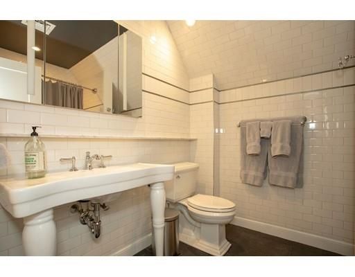 $1,200,000 | 81 Haverhill Street, North Reading, MA 01864