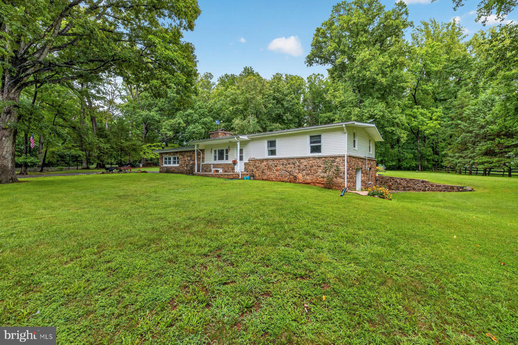9383 Rogues Road Midland, VA 22728 - Photo 2 of 56 Gallery Image 2
