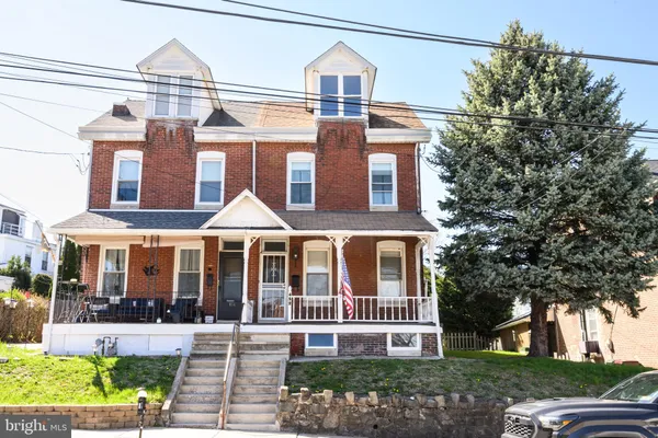 $285,000 | 452 Depot Street, Bridgeport, PA 19405