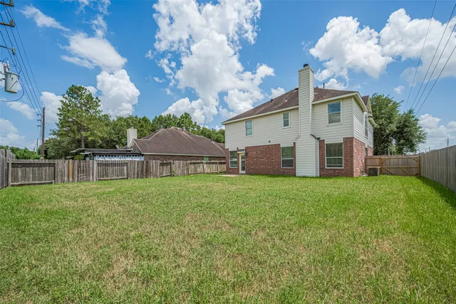 $2,600 | 5703 Saragosa Drive, Richmond, TX 77469