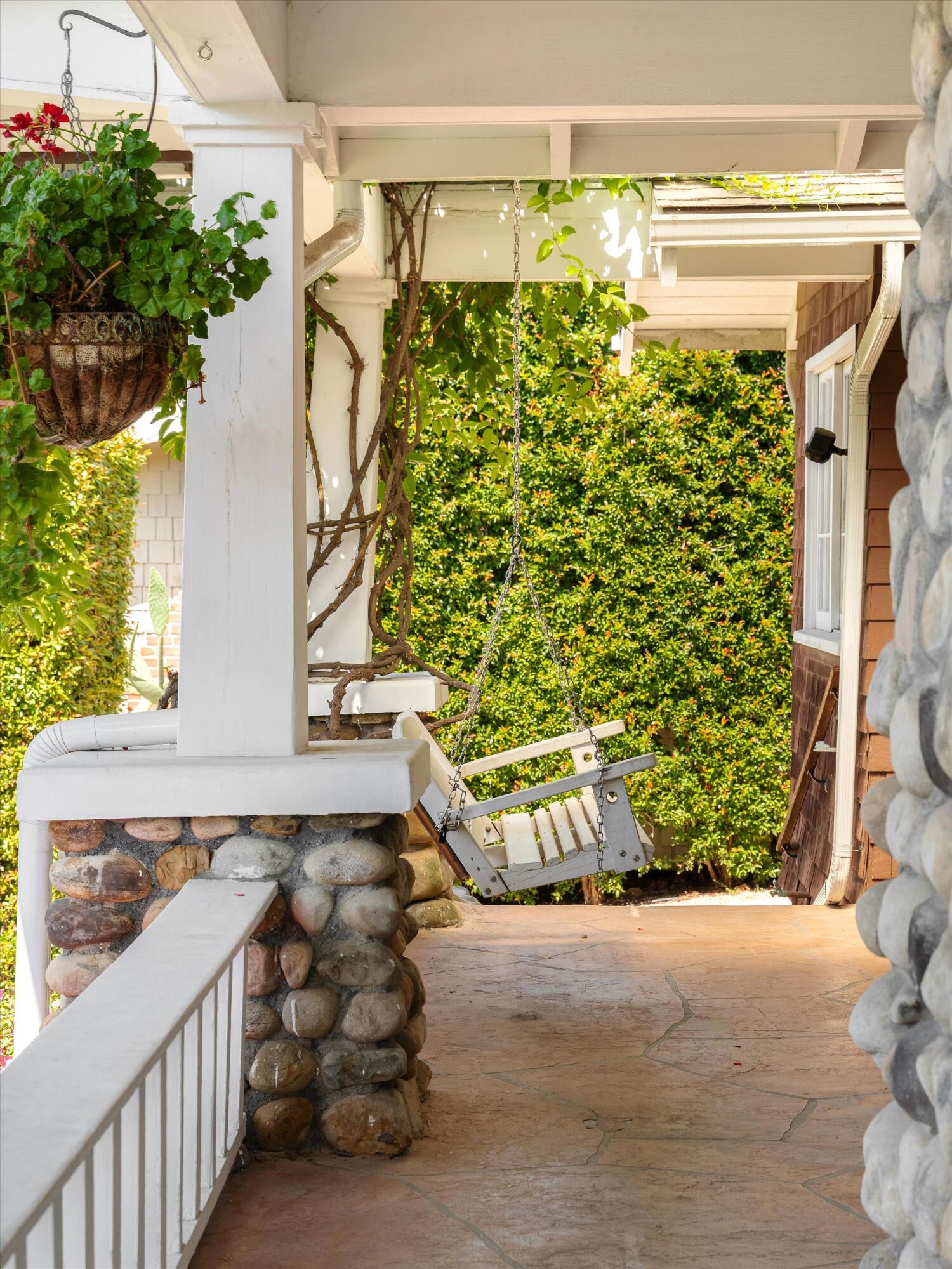 601 East Victoria Street Santa Barbara, CA 93103 - Photo 23 of 32 a view of a porch
