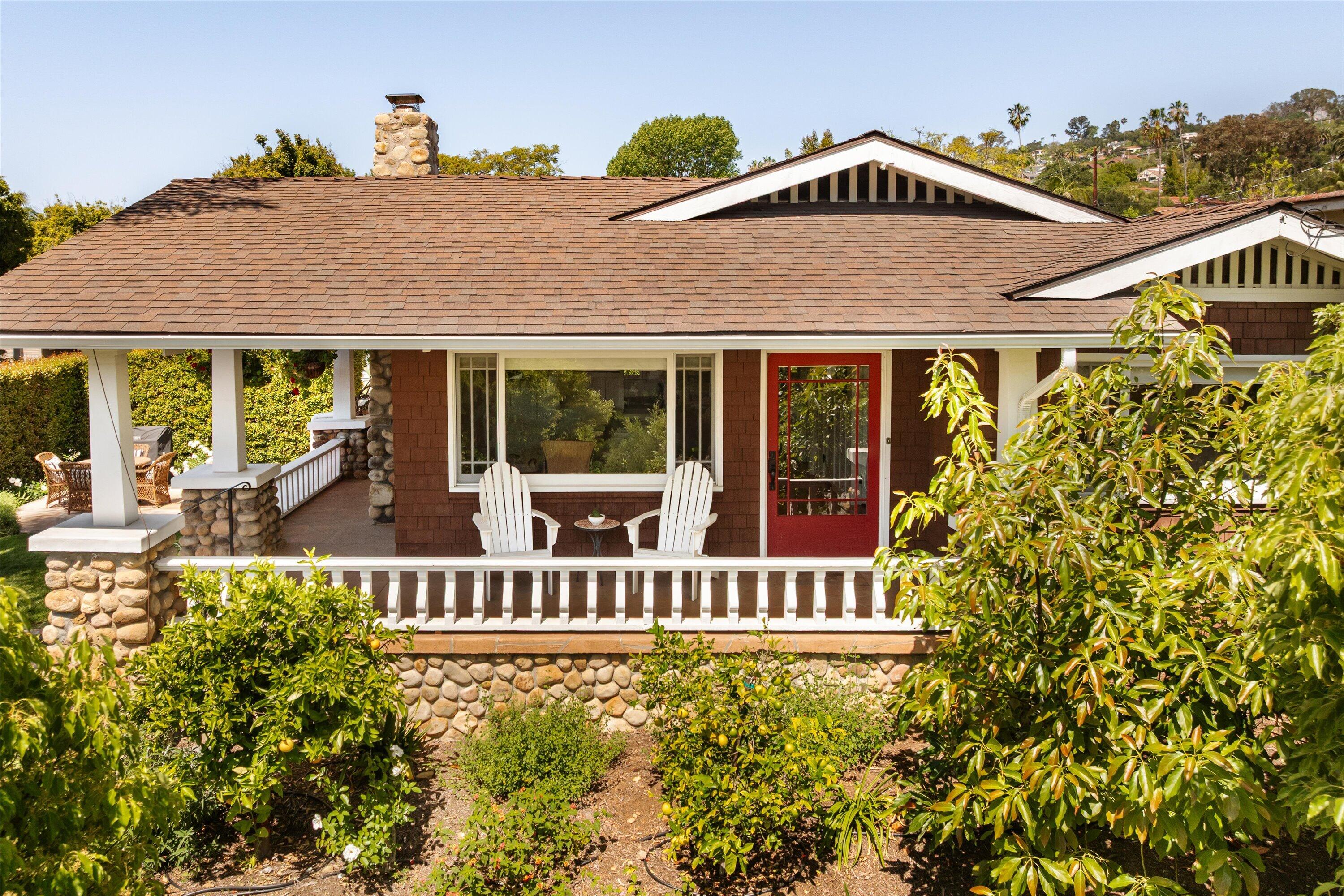601 East Victoria Street Santa Barbara, CA 93103 - Photo 3 of 32 front view of a house with a yard
