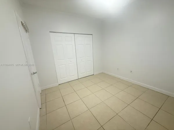 $2,050 | 1761 Northwest 96th Terrace, Unit 3O, Pembroke Pines, FL 33024