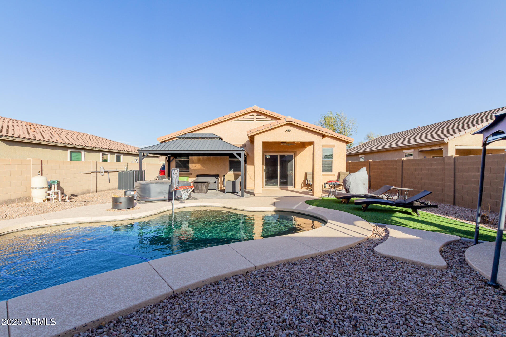 18842 North Lariat Road Maricopa, AZ 85138 - Photo 7 of 26 29 Lariat