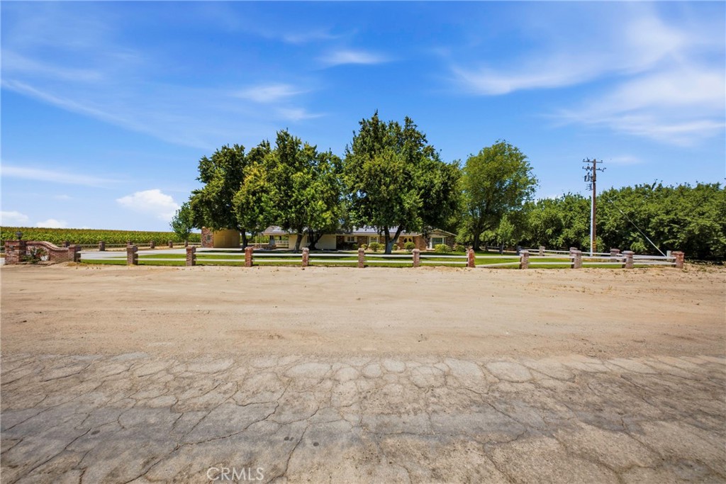 5300 Shafter Road Bakersfield, CA 93313 - Photo 5 of 74 Gallery Image 5
