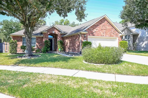 $2,250 | 12138 Havenmist Drive, Tomball, TX 77375