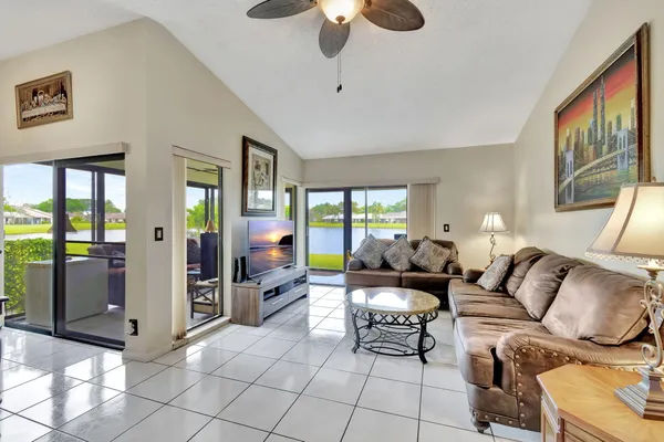 $2,595 | 5531 Parkwalk Circle East, Boynton Beach, FL 33472
