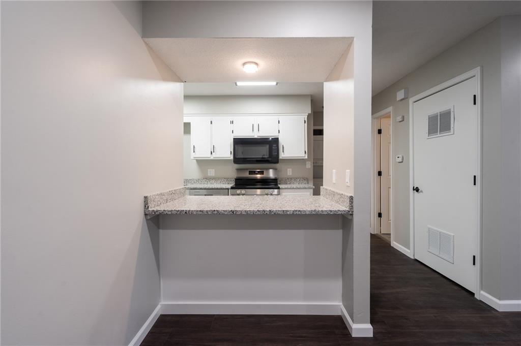 911 Ohio Street Lawrence, KS 66044 - Photo 41 of 57