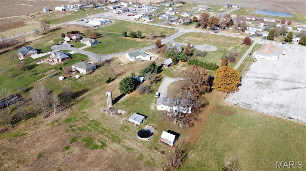 964 Kleefeld Lane St. Libory, IL 62282 - Photo 9 of 15