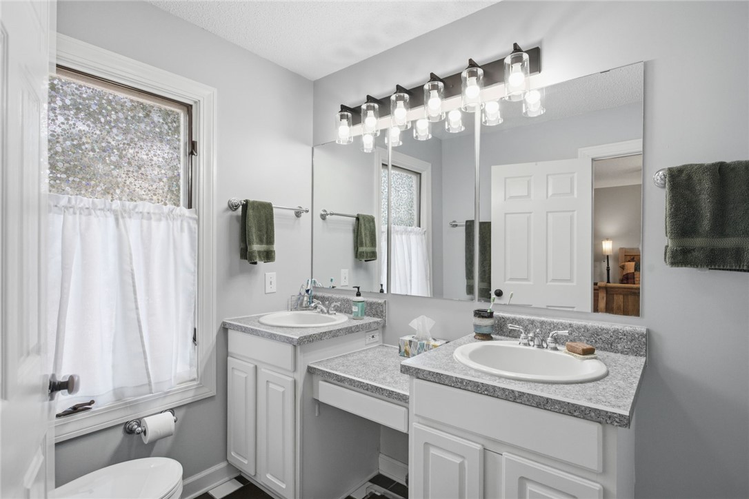 128 Freds Summit Place Mountain Rest, SC 29664 - Photo 16 of 46