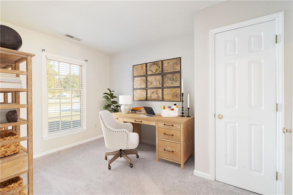 4223 Braddock Road High Point, NC 27265 - Photo 14 of 42 Gallery Image 14