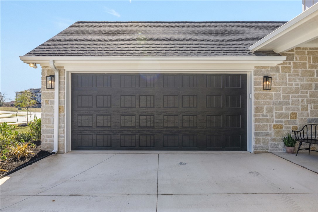 5034 Toscana Loop Bryan, TX 77802 - Photo 4 of 42 a view of outdoor space and garage