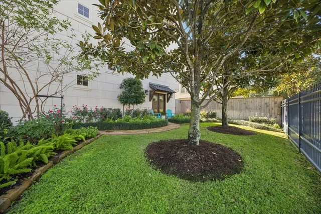 $750,000 | 1545 Haddon Street, Houston, TX 77006