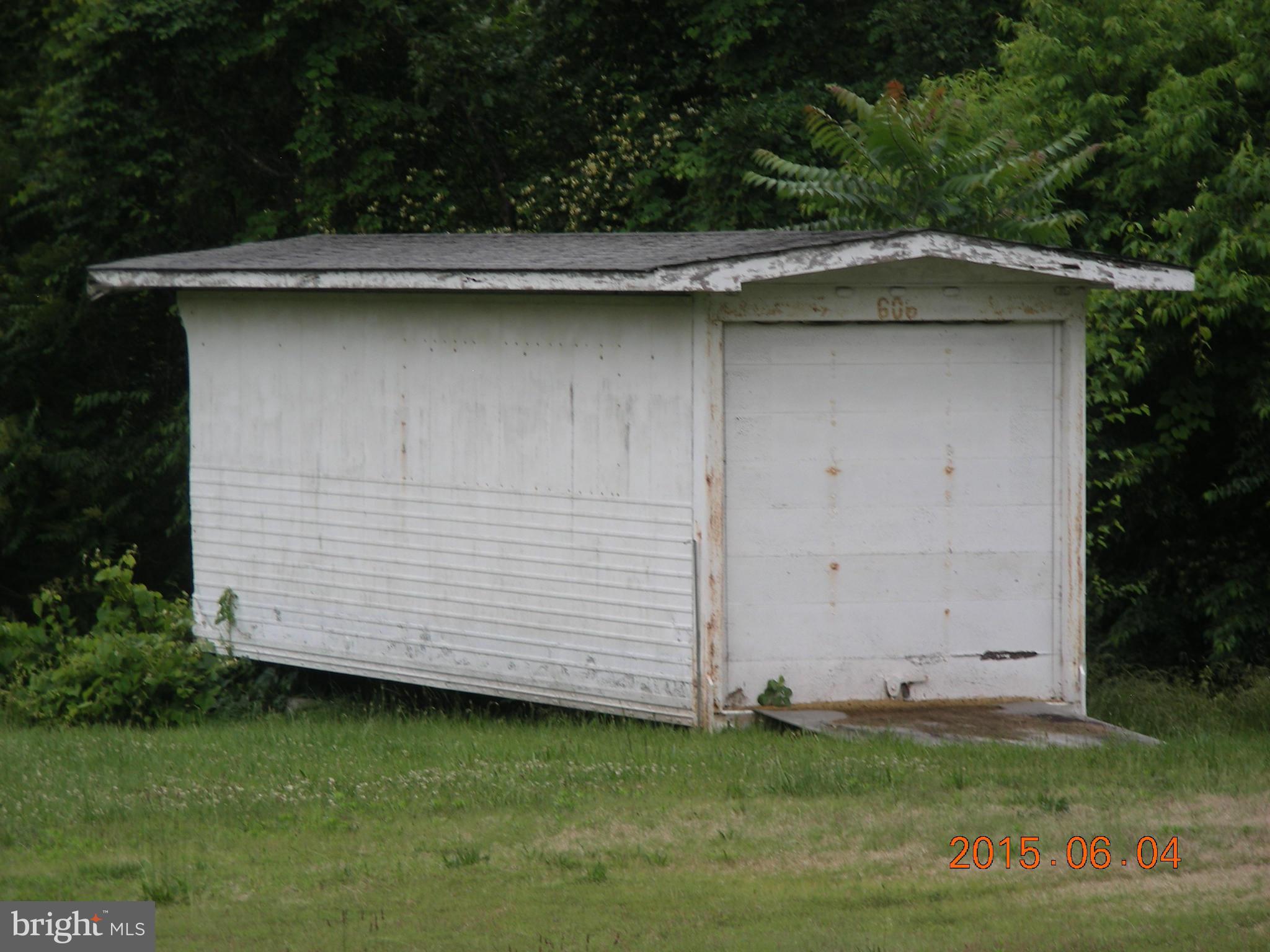 16338 Waterloo Road Amissville, VA 20106 - Photo 14 of 17 a view of a backyard