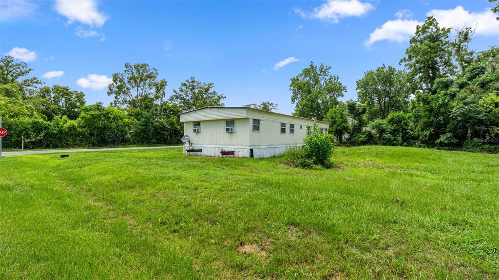 5383 Orange Street Hampton, FL 32044 - Photo 3 of 7