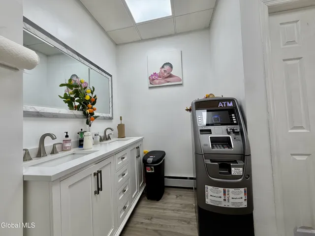 $235,000 | 327 5th Avenue, Troy, NY 12182