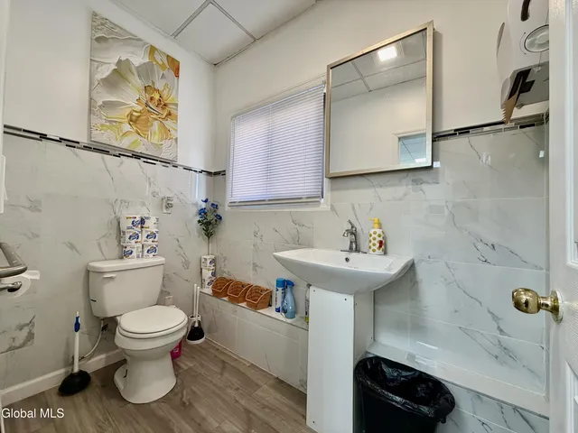 $235,000 | 327 5th Avenue, Troy, NY 12182