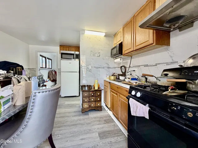 $235,000 | 327 5th Avenue, Troy, NY 12182