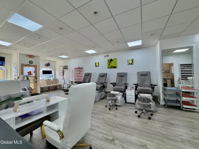 $235,000 | 327 5th Avenue, Troy, NY 12182