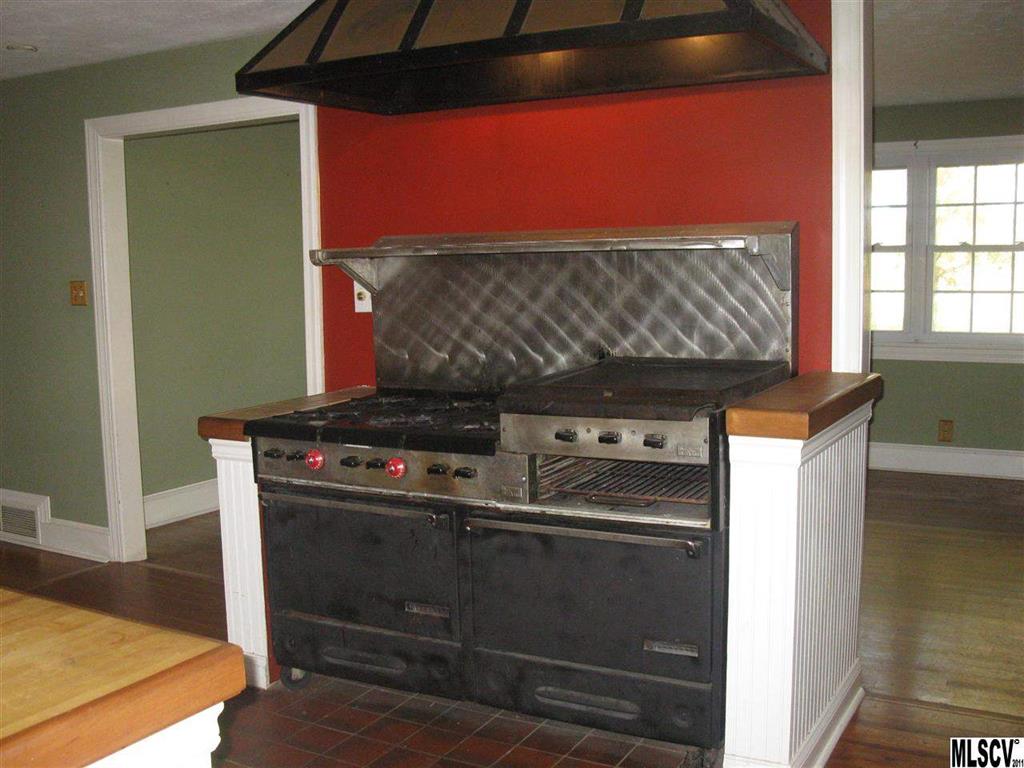 655 Chigger Ridge Road Hickory, NC 28601 - Photo 4 of 25 Gallery Image 4