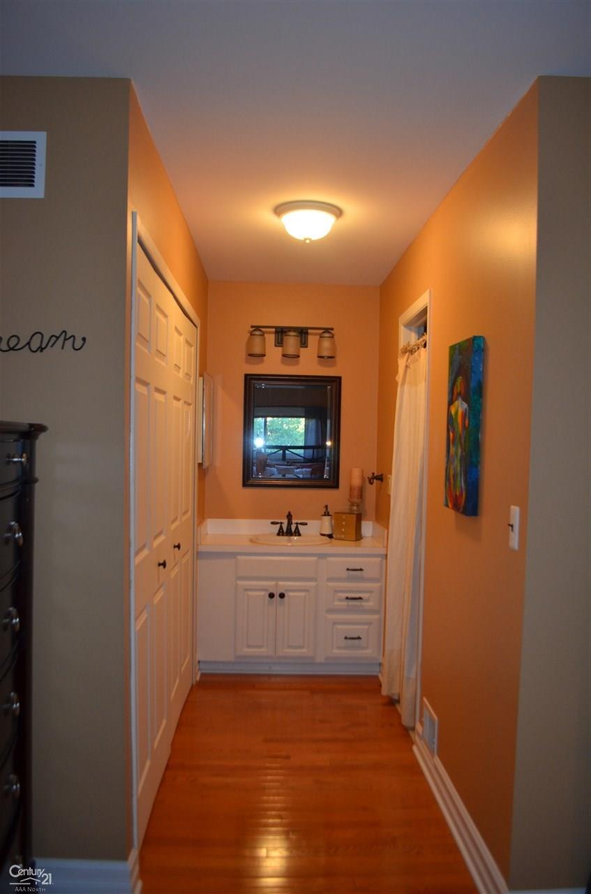 129 Manor Way Rochester Hills, MI 48309 - Photo 23 of 30