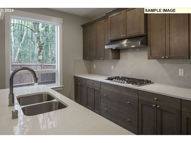 $761,500 | 2182 South River Road, Kelso, WA 98626