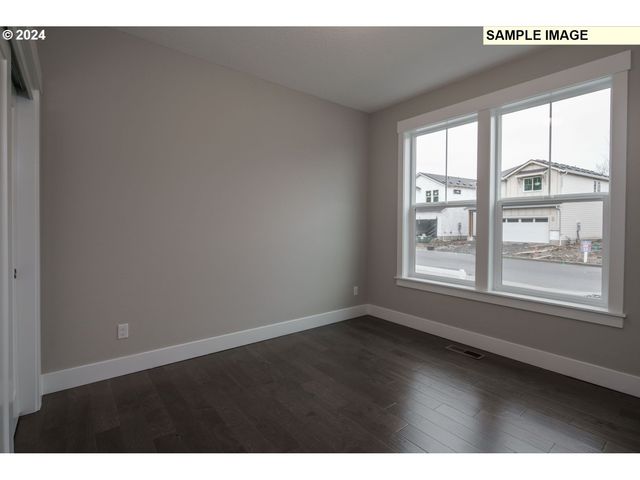 $761,500 | 2182 South River Road, Kelso, WA 98626