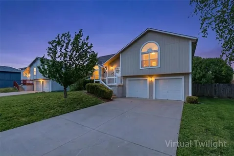 $319,950 | 32534 West 172nd Terrace, Gardner, KS 66030