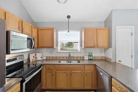 $319,950 | 32534 West 172nd Terrace, Gardner, KS 66030
