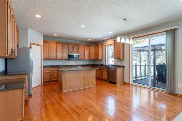 $724,900 | 6544 Hadley Circle South, Cottage Grove, MN 55016