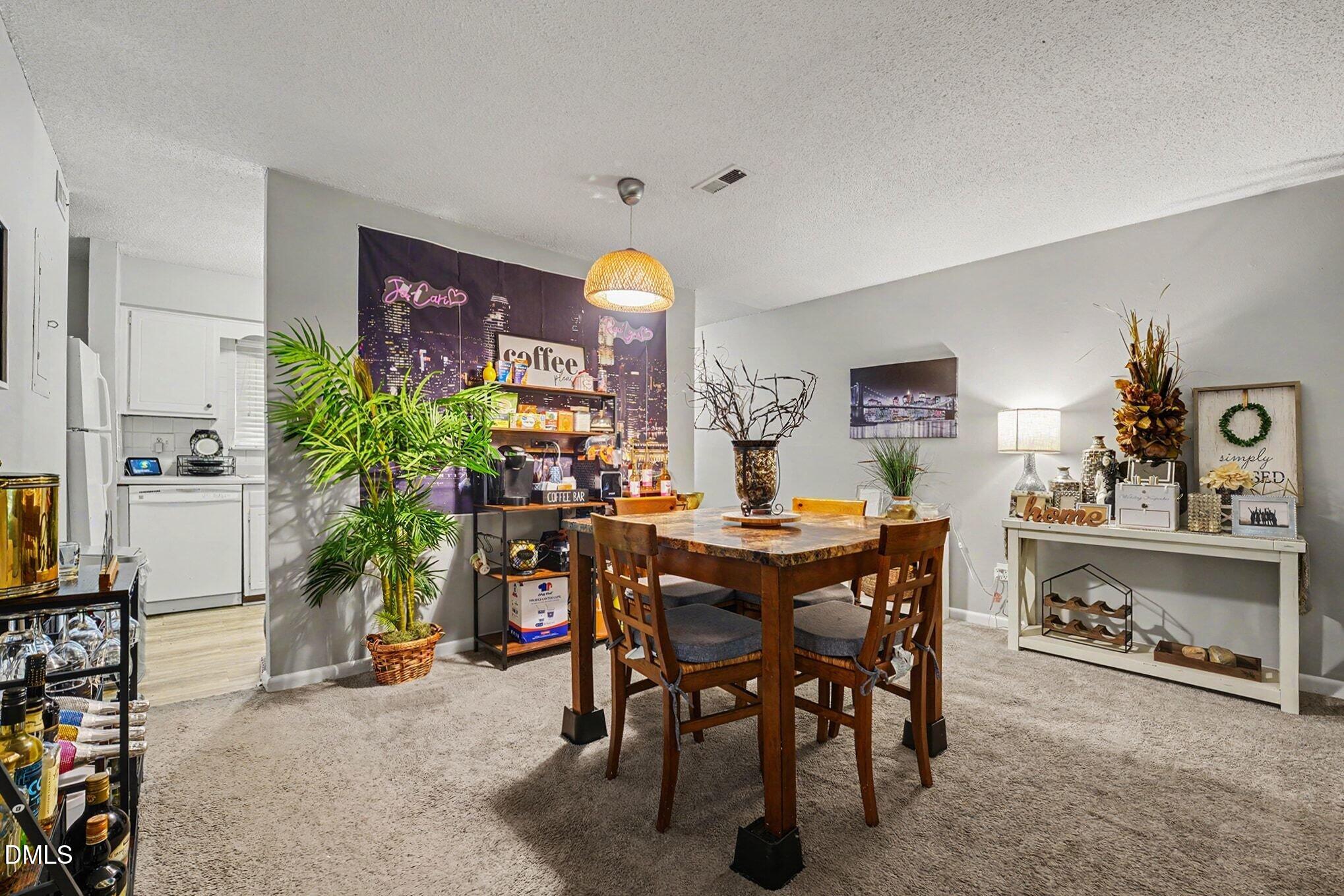 631 Pine Ridge Place Raleigh, NC 27609 - Photo 14 of 27 014_file_6025