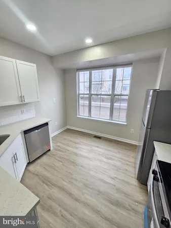 $2,500 | 18073 Royal Bonnet Circle, Gaithersburg, MD 20886