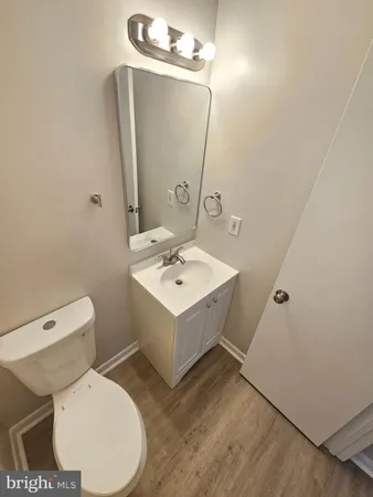 $2,500 | 18073 Royal Bonnet Circle, Gaithersburg, MD 20886