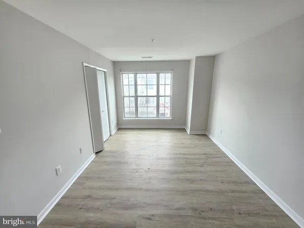 $2,500 | 18073 Royal Bonnet Circle, Gaithersburg, MD 20886