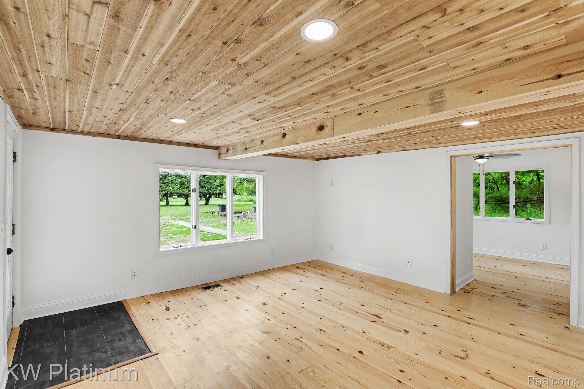 5103 Forester Road Carsonville, MI 48419 - Photo 16 of 28 016_file_1066.jpg