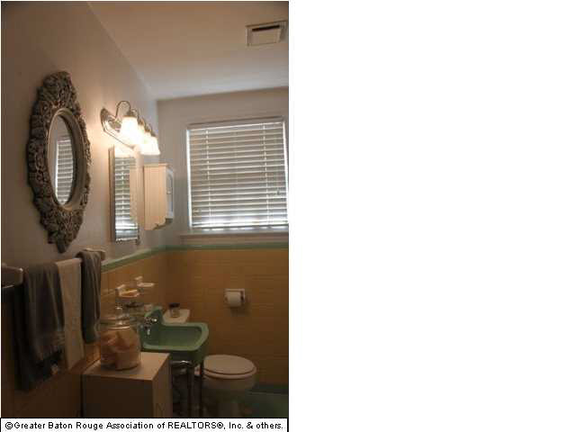 4460 Whitehaven Street Baton Rouge, LA 70808 - Photo 18 of 25 Gallery Image 18