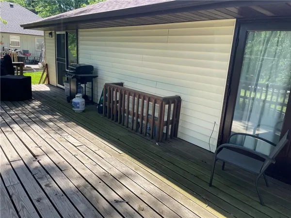 $227,000 | 411 Lisa Lane, Maryville, MO 64468