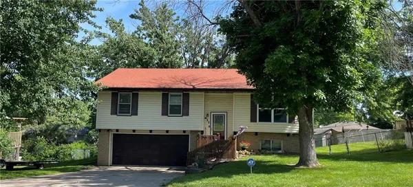 $227,000 | 411 Lisa Lane, Maryville, MO 64468