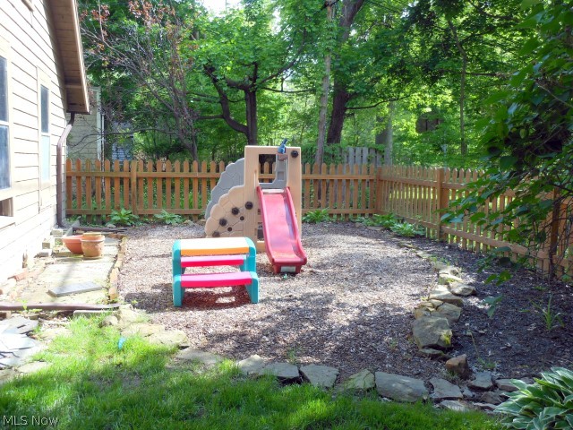 1500 Rydalmount Road Cleveland Heights, OH 44118 - Photo 24 of 25