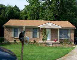 4902 Woodsend Road Louisville, KY 40229 - Photo 1 of 1 Primary Photo