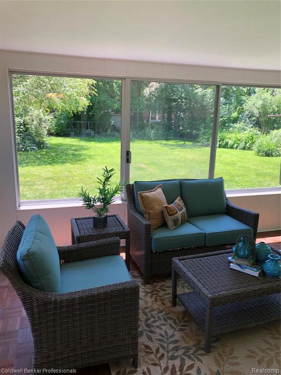1141 South Renaud Road Grosse Pointe Woods, MI 48236 - Photo 32 of 52